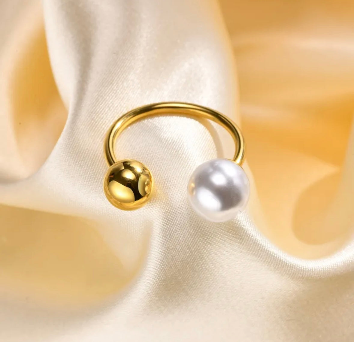 Infinity Gold and White Pearl