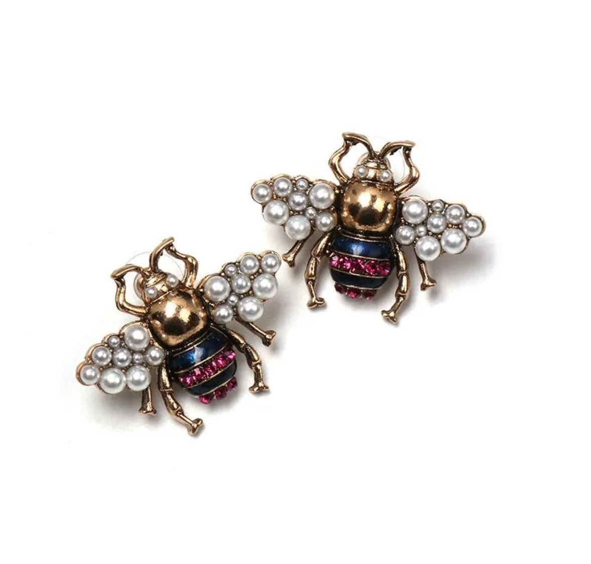 Pretty Bee Pearl Stud